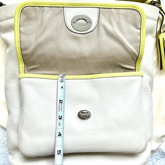 Coach Bucket Purse - Picture 5 of 10